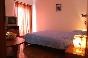 Croacia Privát Vinišće, Exterior